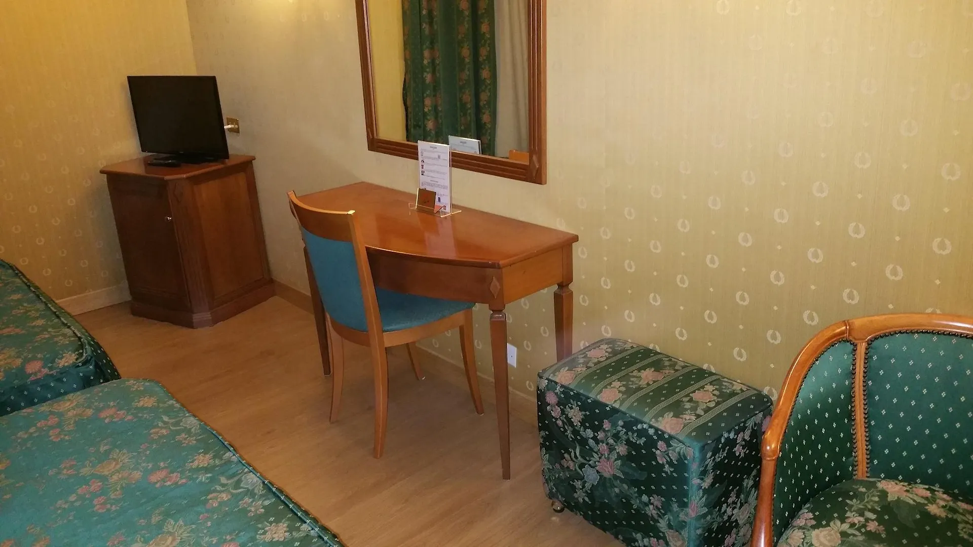 Hotel Giorgi Рим